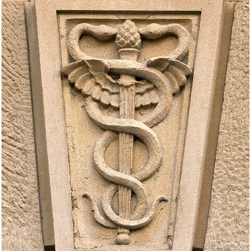 Le caducée d’Hermès <br /> <span>symbole alchimique</span>